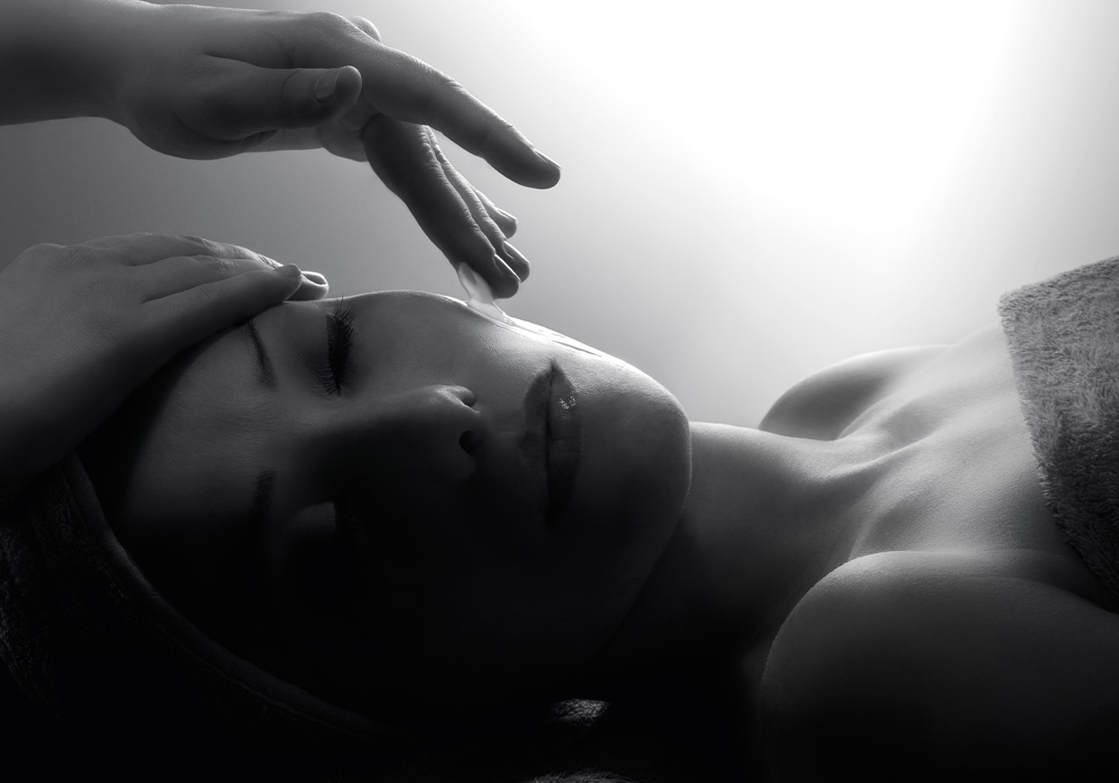 slide-1-kimberly-de-matos-skin-studio-vancouver slide-1-kimberly-de-matos-skin-studio-vancouver
